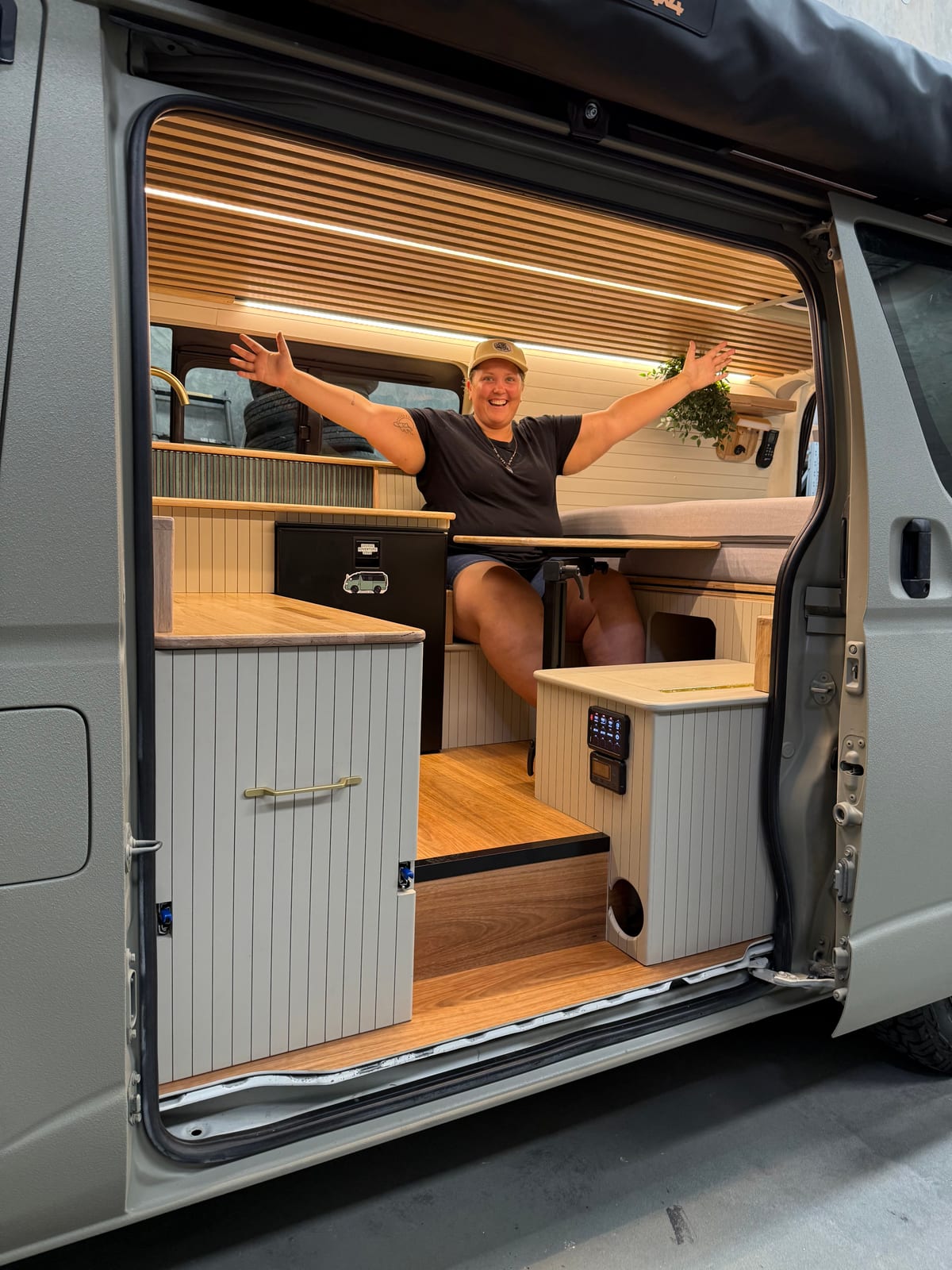 Sand Hiace — Handover day