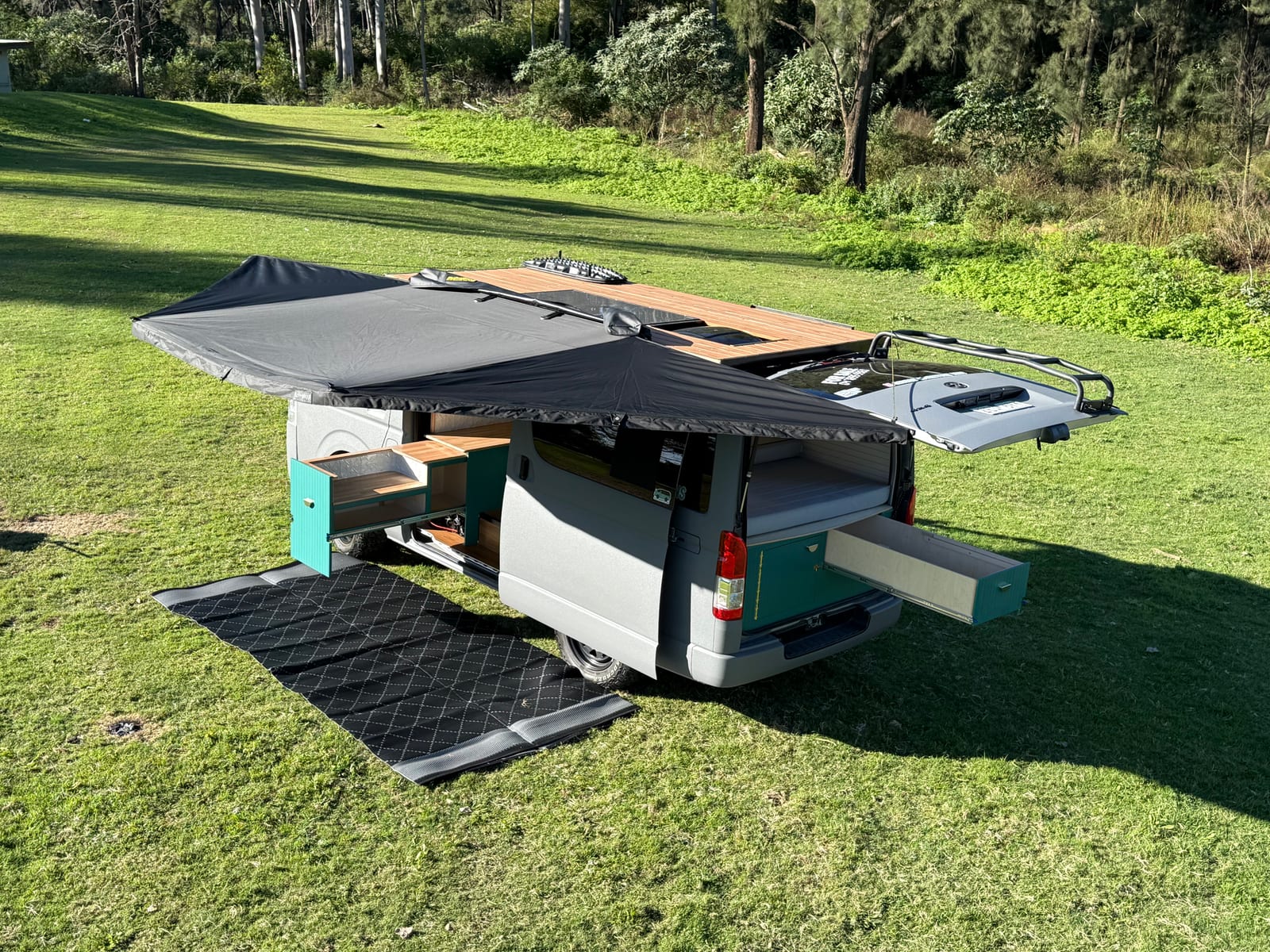 Teal Galley Hiace &mdash; Rear drawers slid out